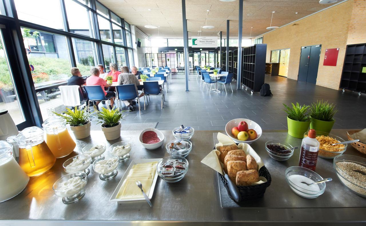 Midtfyns Ferieby Hotel Ringe Екстериор снимка